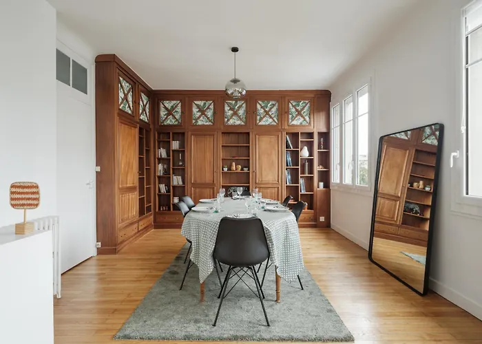 Spacieux Et Lumineux En Centre-ville 南特